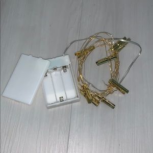 String lights with battery box and clips
